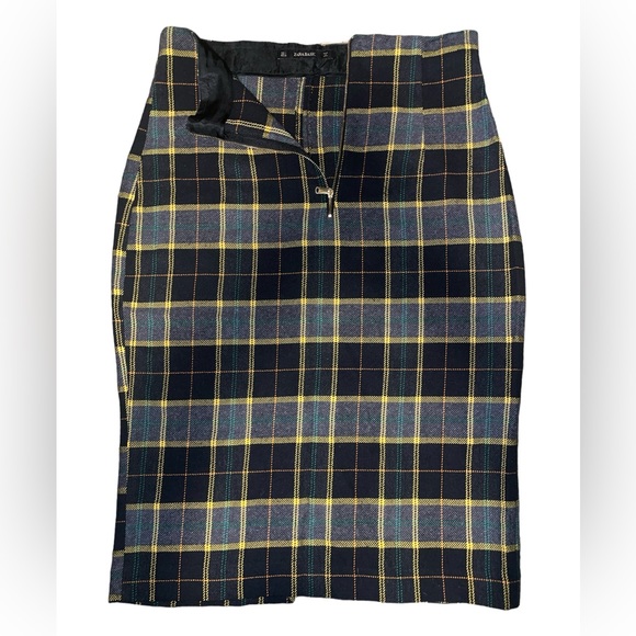 Zara Dresses & Skirts - Zara Basic Women’s Plaid Midi Skirt- Size Large. Black, Gray, Yellow Plaid